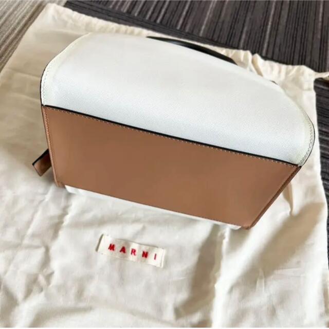 Marni(マルニ)のMARNI レザー ハンドバッグ/ショルダーバッグ タグ付き レディースのバッグ(ハンドバッグ)の商品写真