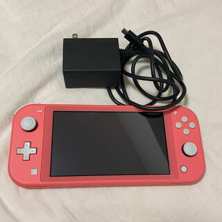ニンテンドースイッチ(Nintendo Switch)のNintendo Switch light コーラルピンク(携帯用ゲーム機本体)