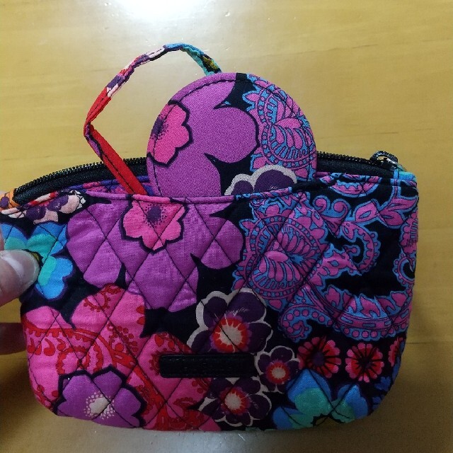 Vera Bradley(ヴェラブラッドリー)のベラブラッドリーのコスメポーチ   ミラー付き レディースのファッション小物(ポーチ)の商品写真