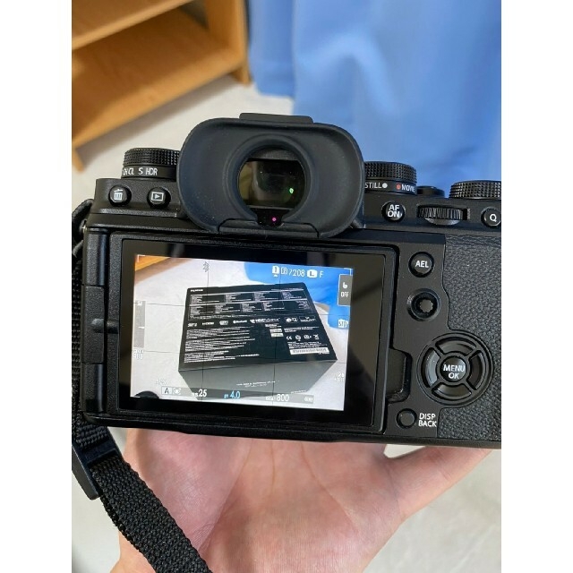 富士フイルム(フジフイルム)の富士フイルム　XT4　XF16-80mm　美品　ブラック　Fujifilm スマホ/家電/カメラのカメラ(デジタル一眼)の商品写真