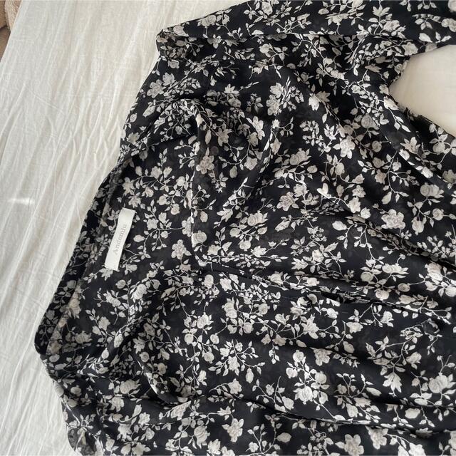 Andemiu - andemiu花柄シャツワンピースの通販 by 1/31〜1/3発送 Andemiu - andemiu花柄シャツワンピースの通販 by 1/31〜1/3発送