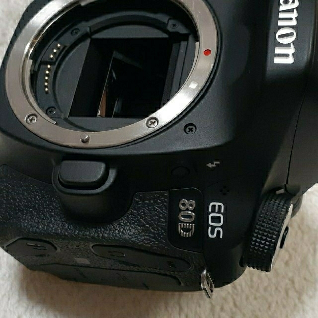 Canon(キヤノン)のキャノン　eos　80D スマホ/家電/カメラのカメラ(デジタル一眼)の商品写真