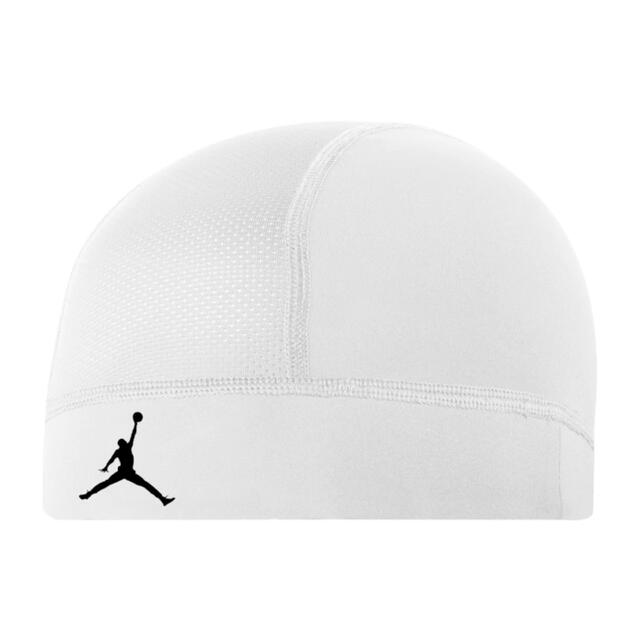 Jordan Dri-FIT アメフト スカルキャップ ホワイト【新品】 スポーツ/アウトドアのスポーツ/アウトドア その他(アメリカンフットボール)の商品写真