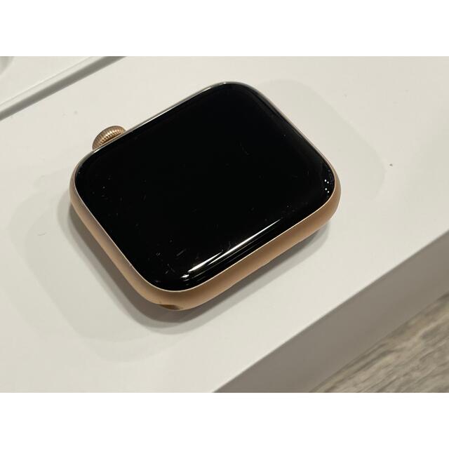 Apple Watch(アップルウォッチ)のApple Watch series4 ローズゴールド ピンクスポーツ44mm レディースのファッション小物(腕時計)の商品写真