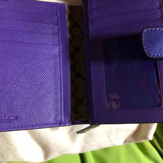 COACH(コーチ)のcoach コーチ　本皮　 折り財布　メタリックパープル レディースのファッション小物(財布)の商品写真
