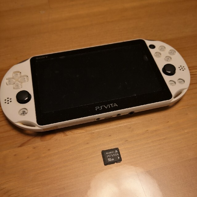 SONY PSVITA　PCH2000  本体 メモリーカード32GB セット