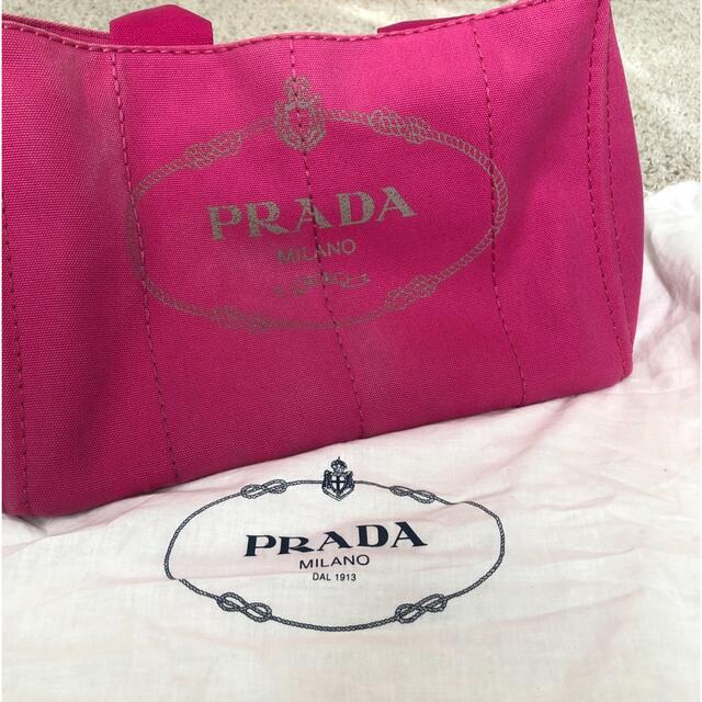 PRADA カナパ