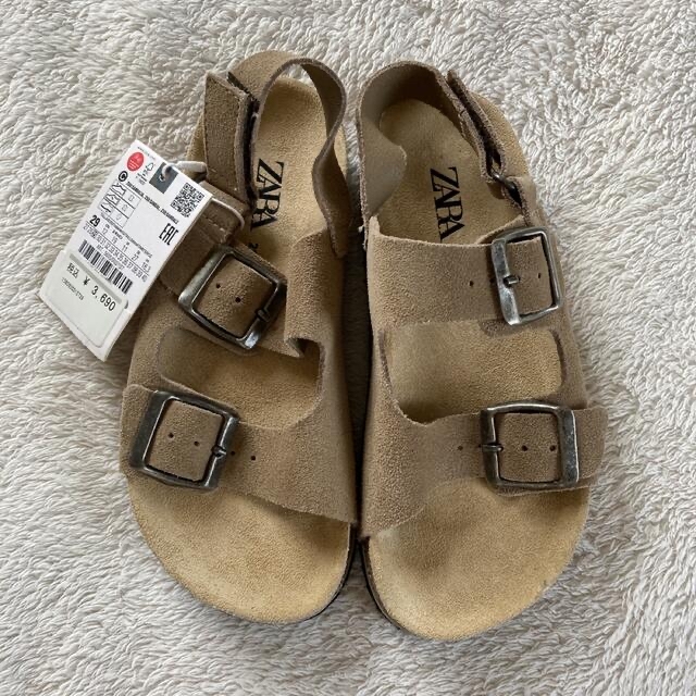 ZARA KIDS(ザラキッズ)の新品　ザラキッズ　サンダル　ボンポワン　ボントン　プチバトー　こどもビームス  キッズ/ベビー/マタニティのキッズ靴/シューズ(15cm~)(サンダル)の商品写真