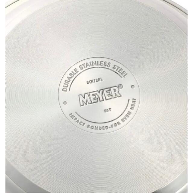 MEYER(マイヤー)のマイヤーサイズアップホットポット26cm レッド　新品未使用 インテリア/住まい/日用品のキッチン/食器(鍋/フライパン)の商品写真