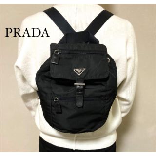 プラダ(PRADA)の【正規美品/送料無料】PRADA ナイロンバックパック 三角プレート(リュック/バックパック)