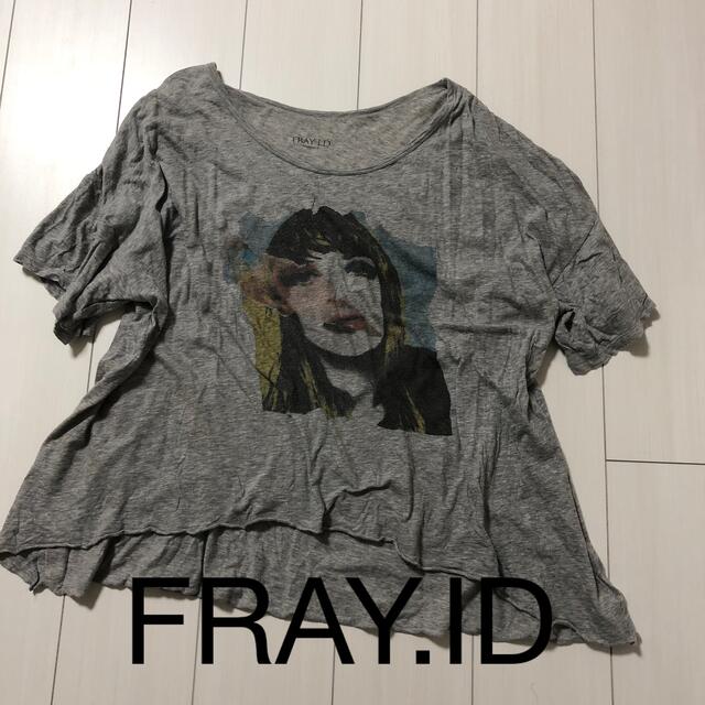 FRAY I.D(フレイアイディー)のFRAY.ID オーバーサイズTシャツ　グレー　レディース レディースのトップス(Tシャツ(半袖/袖なし))の商品写真