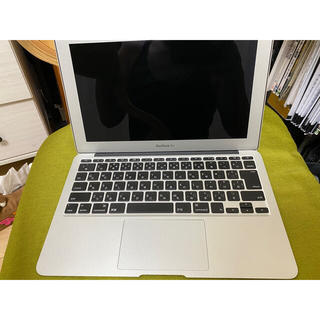 MacBook Air 11 インチ　A1465 中古(ノートPC)