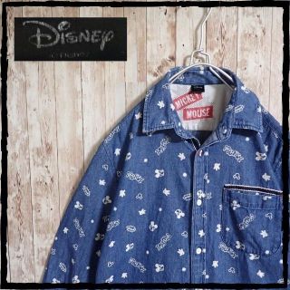 ディズニー(Disney)のディズニー ミッキー柄 総柄デニムシャツ M メンズ レディース 人気！(シャツ)