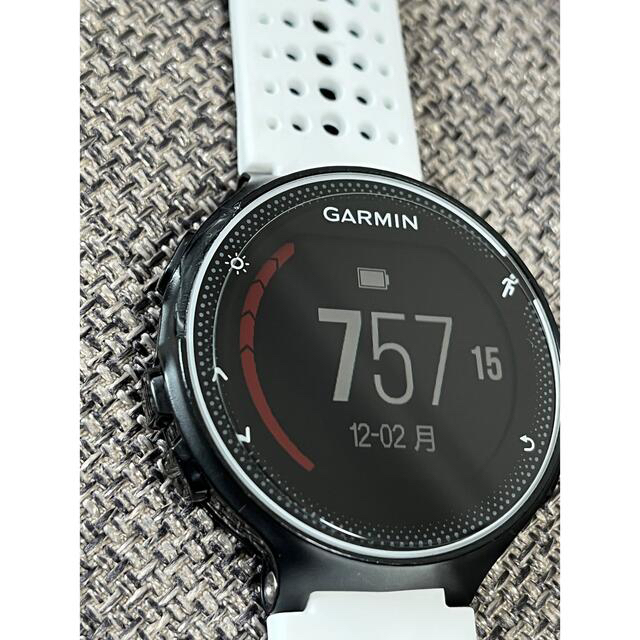 GARMIN(ガーミン)のForeAthlete® 230Jと充電コード スポーツ/アウトドアのランニング(その他)の商品写真