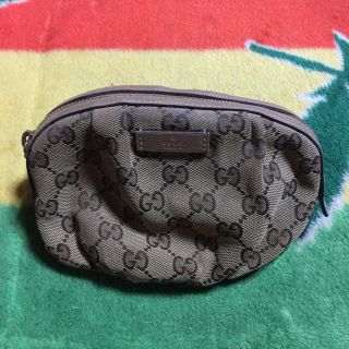 グッチ(Gucci)のGUCCI ポーチ(ポーチ)