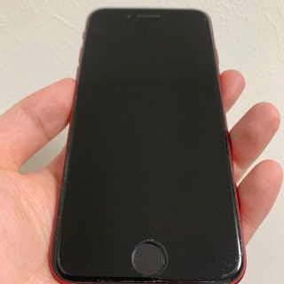 アイフォーン(iPhone)の【即購入ok】iPhone SE 64GB RED 【値下げしました】(スマートフォン本体)