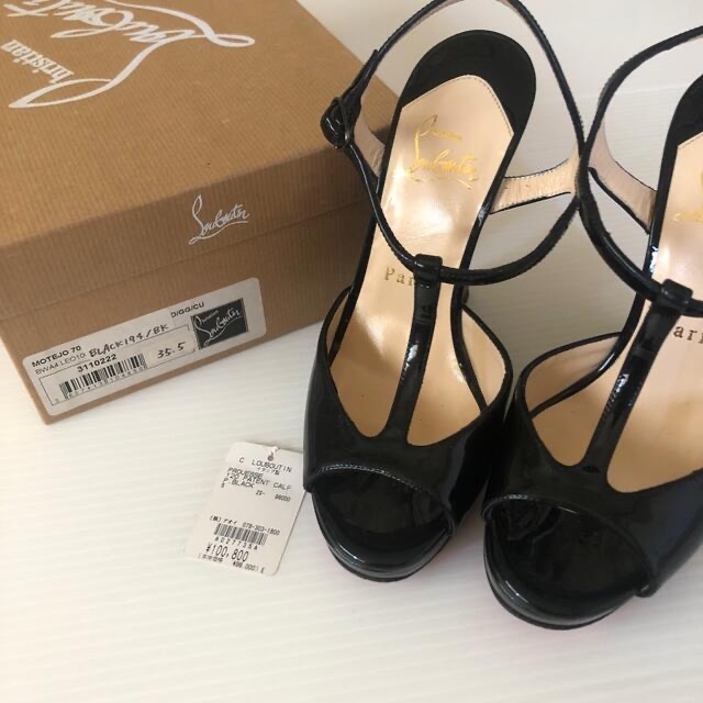 Christian Louboutin クリスチャンルブタン サンダル 金子綾