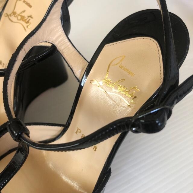 Christian Louboutin クリスチャンルブタン サンダル 金子綾