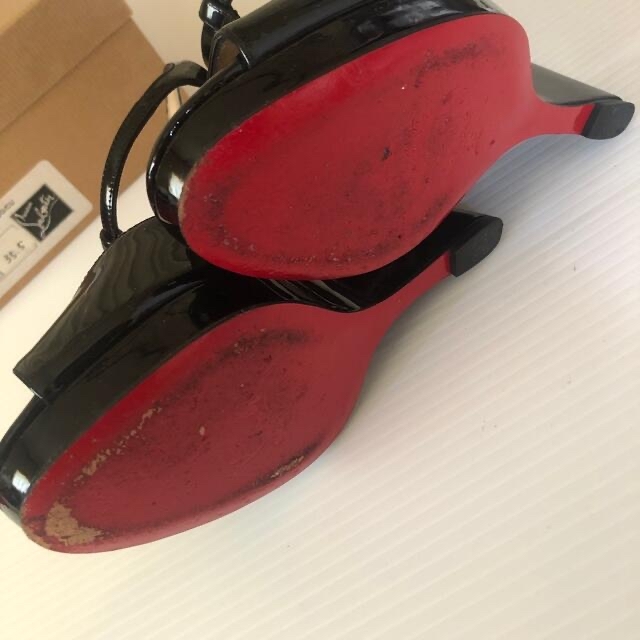 Christian Louboutin クリスチャンルブタン サンダル 金子綾