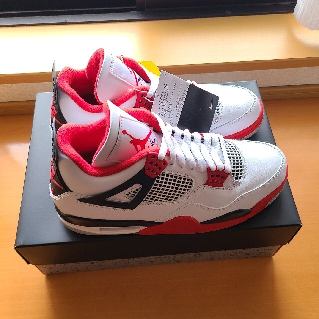 NIKE　AIR JORDAN 4  RETRO OG FIRE RED 1