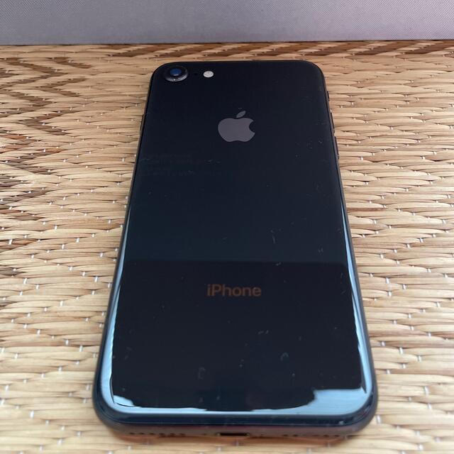 iPhone(アイフォーン)のiPhone8 64GB SiMフリー スマホ/家電/カメラのスマートフォン/携帯電話(スマートフォン本体)の商品写真