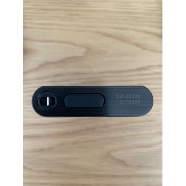 ソニーウォークマン NW-ZX300 ブラック64GB スマホ/家電/カメラのオーディオ機器(ポータブルプレーヤー)の商品写真