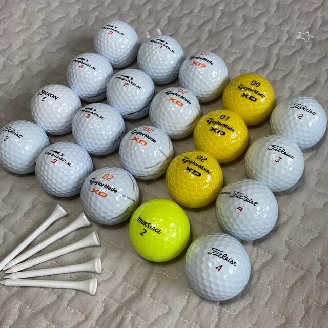USED ゴルフボール 20個セット　ウッドティ5本付 スポーツ/アウトドアのゴルフ(その他)の商品写真