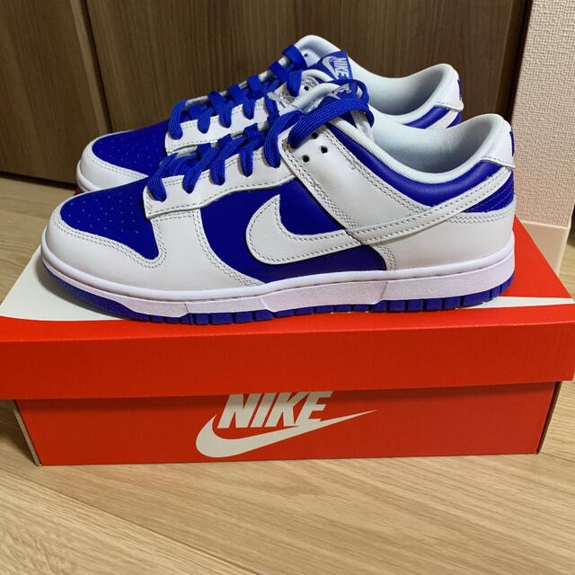 NIKE(ナイキ)のNike Dunk Low "Racer Blue and White" メンズの靴/シューズ(スニーカー)の商品写真