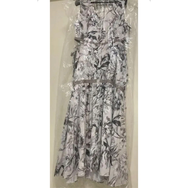 【完売品】Floral Cut-Out Long Dress Herlipto