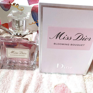 ディオール(Dior)のMiss Dior ミスディオール　ブルーミングブーケ オードトワレ　50ml(香水(女性用))