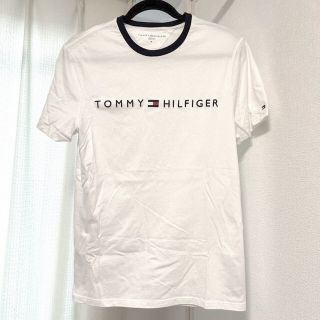 トミーヒルフィガー(TOMMY HILFIGER)の【美品】トミーヒルフィガー Tシャツ 白(Tシャツ(半袖/袖なし))