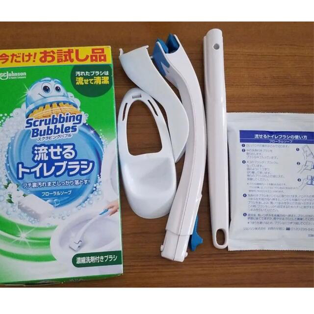 Johnson's(ジョンソン)のトイレ掃除 スクラビングバブル 流せる トイレブラシ 本体1本 + 替え4コ インテリア/住まい/日用品の日用品/生活雑貨/旅行(日用品/生活雑貨)の商品写真