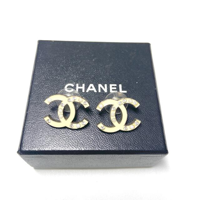 CHANEL(シャネル)の正規品シャネルピアス レディースのアクセサリー(ピアス)の商品写真