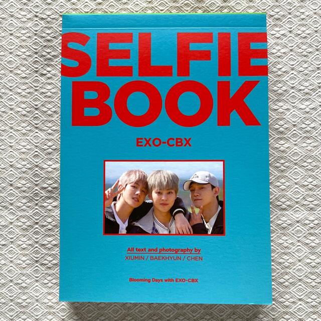 EXO(エクソ)のEXO-CBX SELFIEBOOK エンタメ/ホビーのタレントグッズ(アイドルグッズ)の商品写真