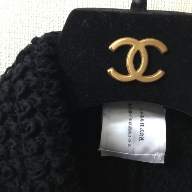 CHANEL(シャネル)のシャネル黒コットンニットジャケット38♡ミントさまご専用です♡ レディースのジャケット/アウター(テーラードジャケット)の商品写真