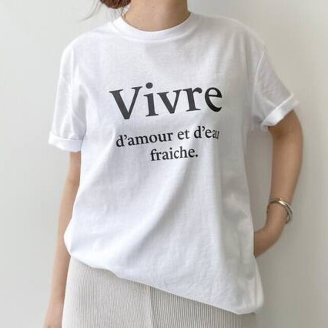 L'Appartement DEUXIEME CLASSE(アパルトモンドゥーズィエムクラス)のアパルトモン ルベーシック White LOGO Tee レディースのトップス(Tシャツ(半袖/袖なし))の商品写真