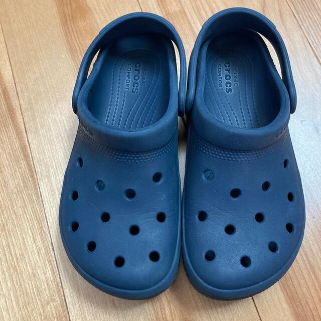 crocs(クロックス)のクロックス　キッズ　20センチ　J2サイズ キッズ/ベビー/マタニティのキッズ靴/シューズ(15cm~)(サンダル)の商品写真