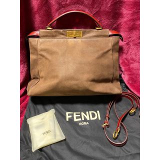 フェンディ(FENDI)の美品FENDI ピーカブー ラージ2wayショルダーバッグ(ハンドバッグ)