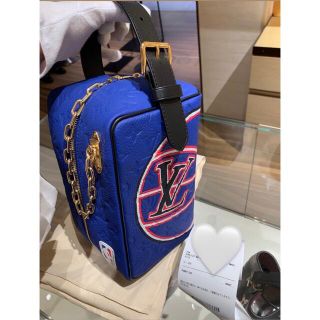 ルイヴィトン(LOUIS VUITTON)のLOUIS VUIITON クローク・ドップキット　NBA 第三弾　バック　　(セカンドバッグ/クラッチバッグ)