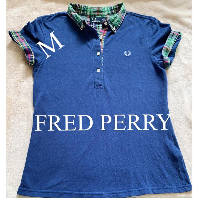FRED PERRY(フレッドペリー)の美品　FRED PERRY フレッドペリー　ポロシャツ　ネイビー　人気　完売 レディースのトップス(ポロシャツ)の商品写真