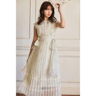 ハーリップトゥ(Her lip to)のPolka Dot Side Bow Pleated Dress(ロングワンピース/マキシワンピース)