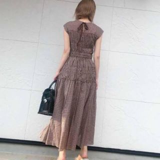 SNIDEL - スナイデル シャーリングノースリーブワンピース 弘中アナの ...