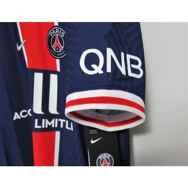 Paris Saint-Germain(パリサンジェルマン)の定価1.8万 新品 Paris Saint Germain ユニフォーム L スポーツ/アウトドアのサッカー/フットサル(ウェア)の商品写真