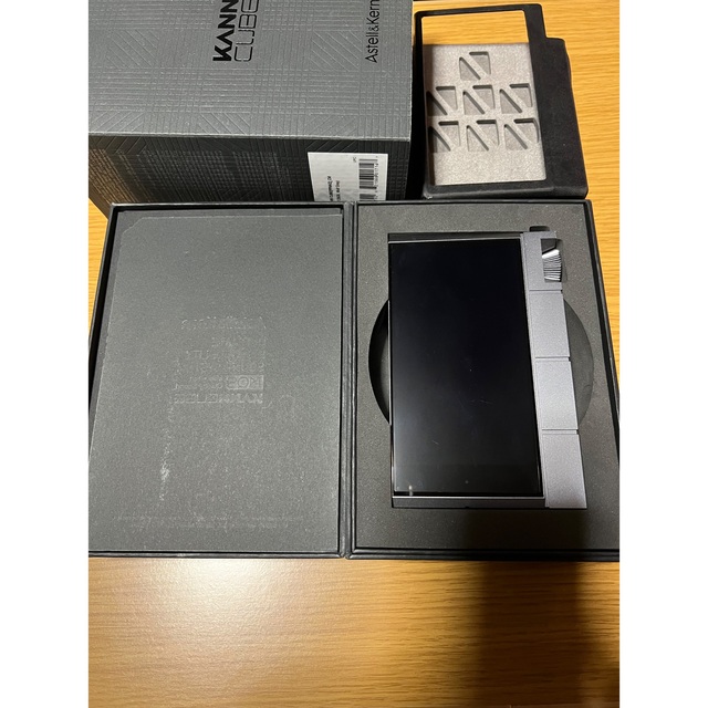 iriver(アイリバー)のAstell&Kern KANN CUBE  スマホ/家電/カメラのオーディオ機器(ポータブルプレーヤー)の商品写真