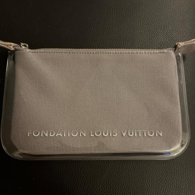 LOUIS VUITTON(ルイヴィトン)のFONDATION LOUIS VUITTON ポーチ レディースのファッション小物(ポーチ)の商品写真