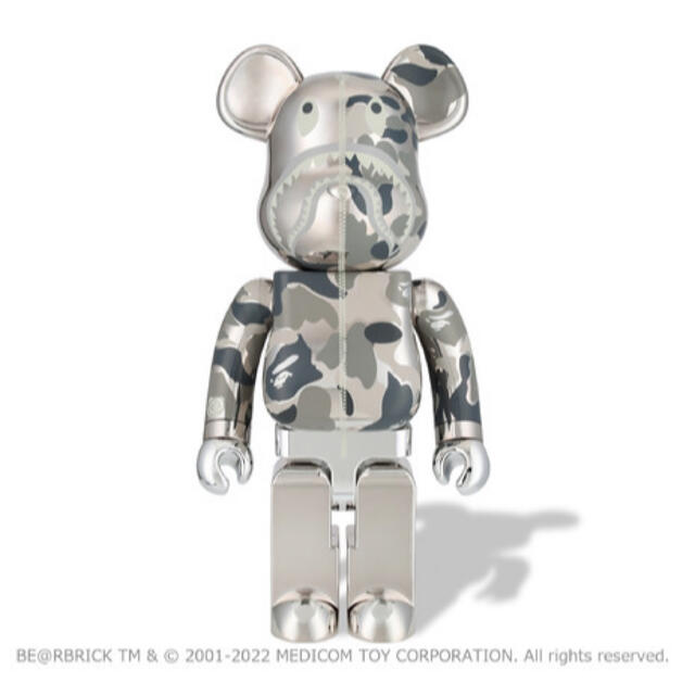 BE@RBRICK BAPE® CAMO SHARK 100％ u0026 400％-