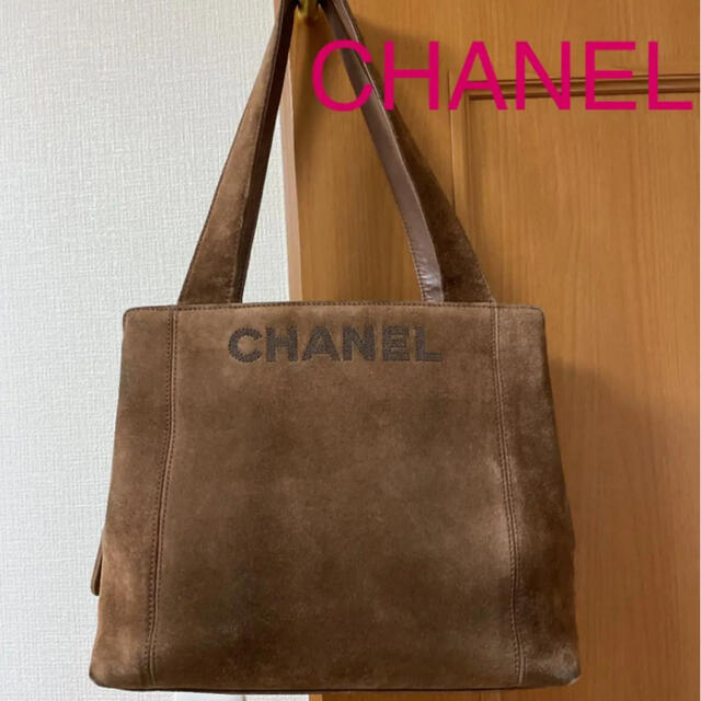 CHANEL(シャネル)の☆ CHANEL ☆  CHANEL刺繍ロゴ　ベロア 　ショルダー バッグ レディースのバッグ(ショルダーバッグ)の商品写真