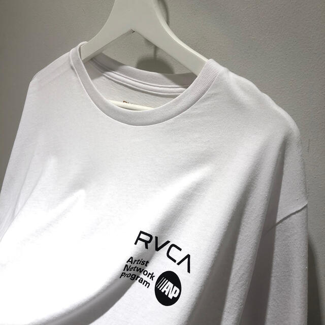 RVCA(ルーカ)のRVCA BC041057 - Lサイズ 綿100% WHT 新品未使用です！ メンズのトップス(Tシャツ/カットソー(半袖/袖なし))の商品写真