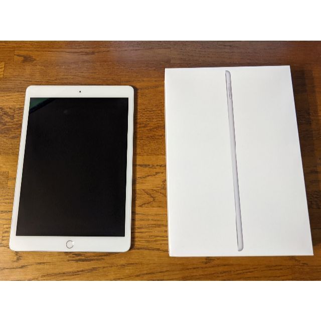 【新品・未開封】iPad 10.2型 32GB Wi-FiモデルMYLC2J/A