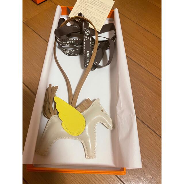 テレビで話題】 Hermes - 入手困難❣️最新色❣️新品正規エルメス